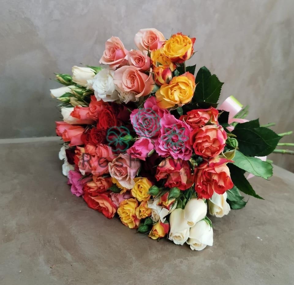 Букет цветов из: Розы в Инарках