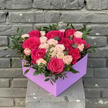 Цветочная композиция из Розы в коробке в Инарках