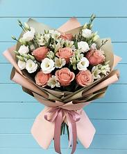 Букет цветов из:  Розы, Альстромерии и Лизиантусы в Инарках