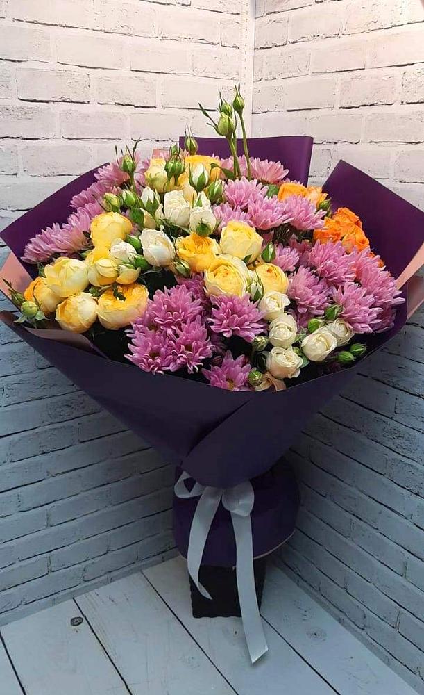 Букет цветов из: Хризантемы и Розы в Инарках