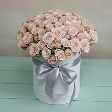 Цветочная композиция из Розы в шляпной коробке в Инарках