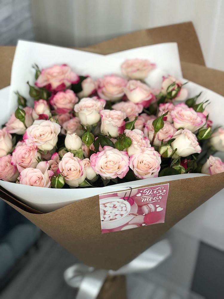 Букет цветов из: Розы в Инарках