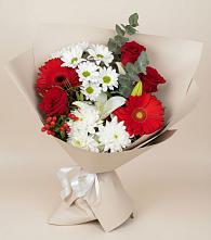 Букет цветов из:  Розы, Хризантемы, Герберы и Лилии в Инарках