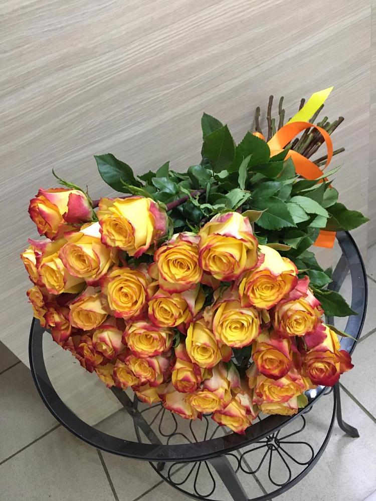 Букет Желтые розы в Инарках