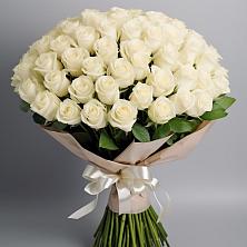Букет 101 беля роза Белоснежка в Инарках