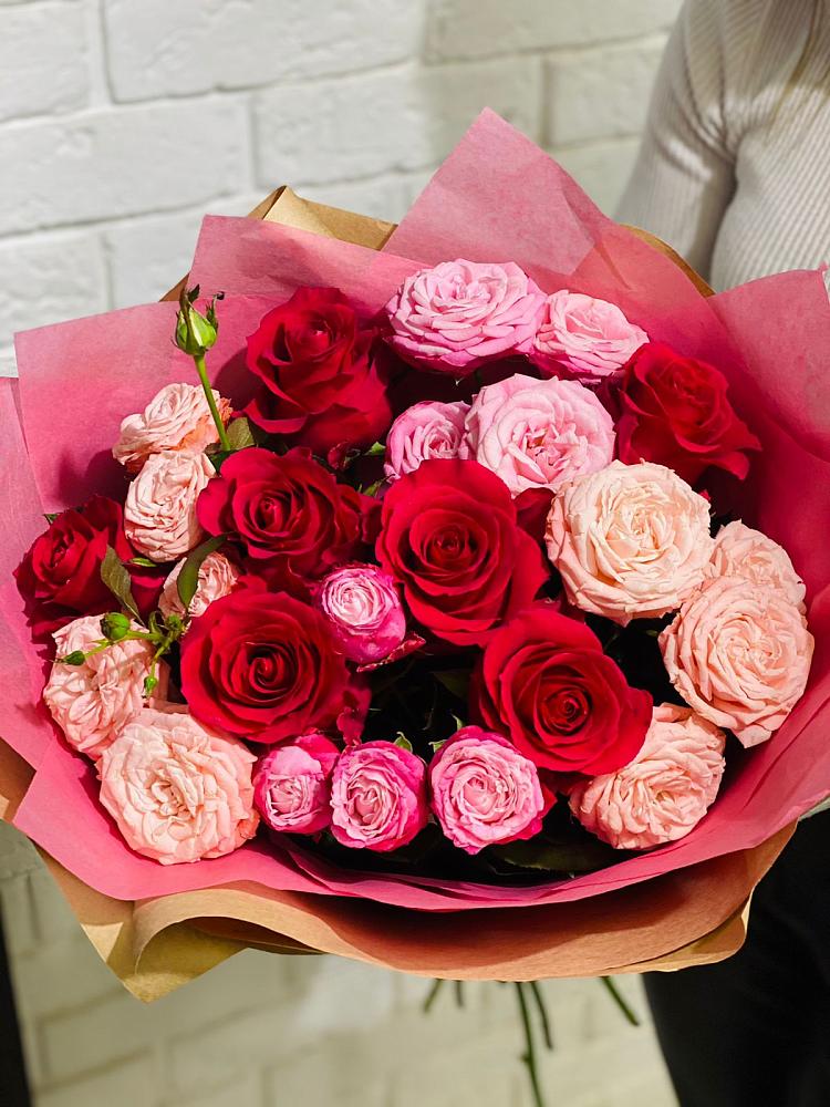 Букет цветов из: Розы в Инарках