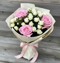 Букет цветов из:  Розы в Инарках