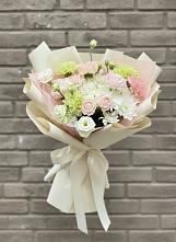 Букет цветов из:  Гвоздики, Розы, Лизиантусы и Хризантемы #REPLACE_PRED# Инарках