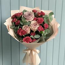 Букет цветов из:  Гвоздики и Розы в Инарках