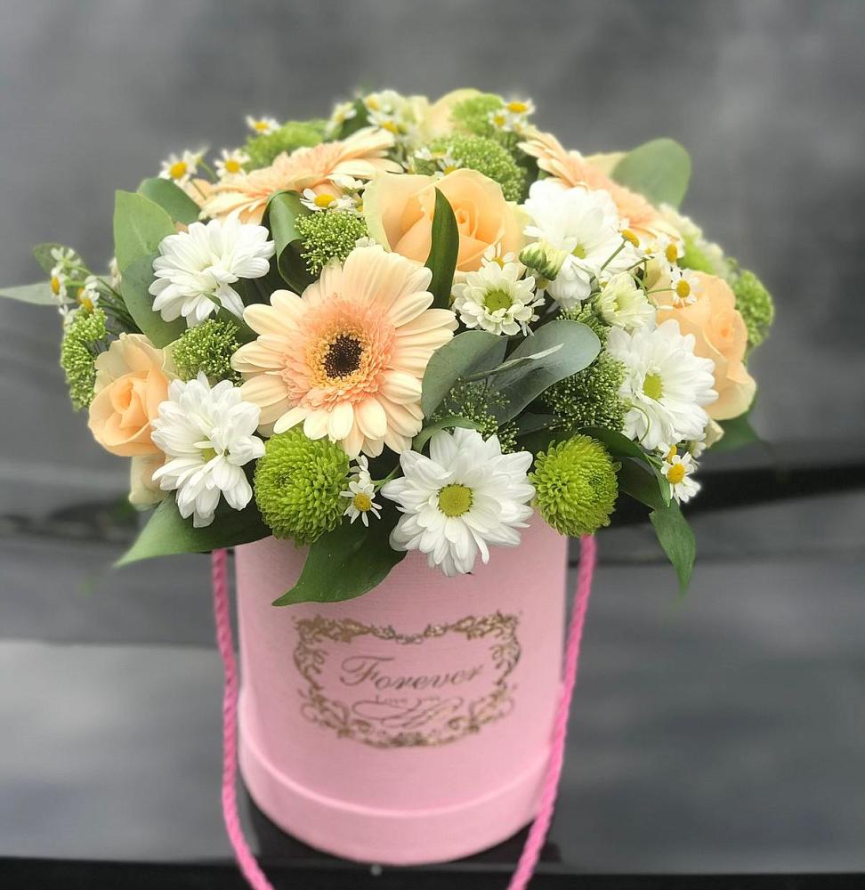 Цветочная композиция из Розы, Герберы и Хризантемы в шляпной коробке в Инарках