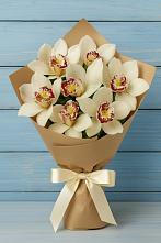 Букет цветов из:  Орхидеи и Розы в Инарках